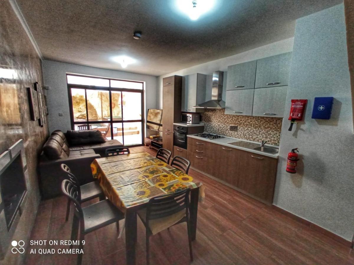 Town House With Private Pool In Village Centre *