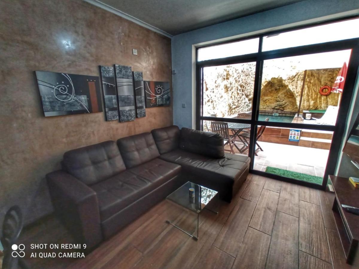 Town House With Private Pool In Village Centre *